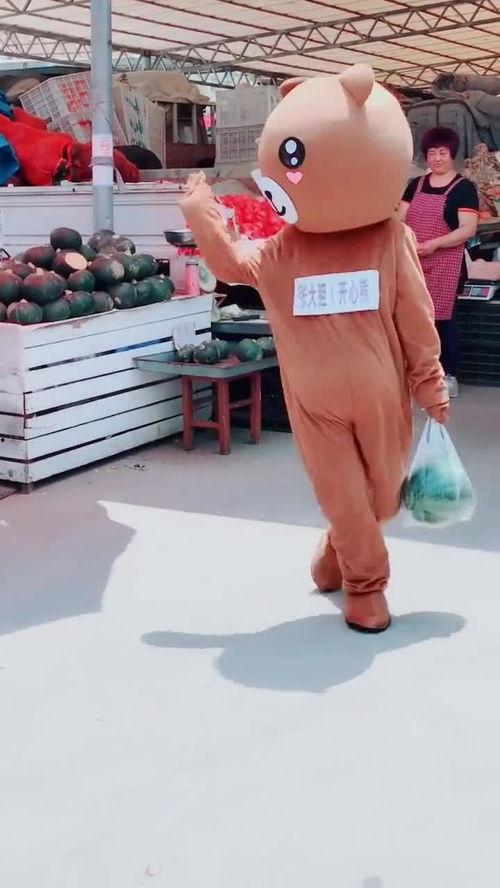 网红熊吃瓜,揭秘娱乐圈幕后真相 第3张 网红熊吃瓜,揭秘娱乐圈幕后真相 第3张